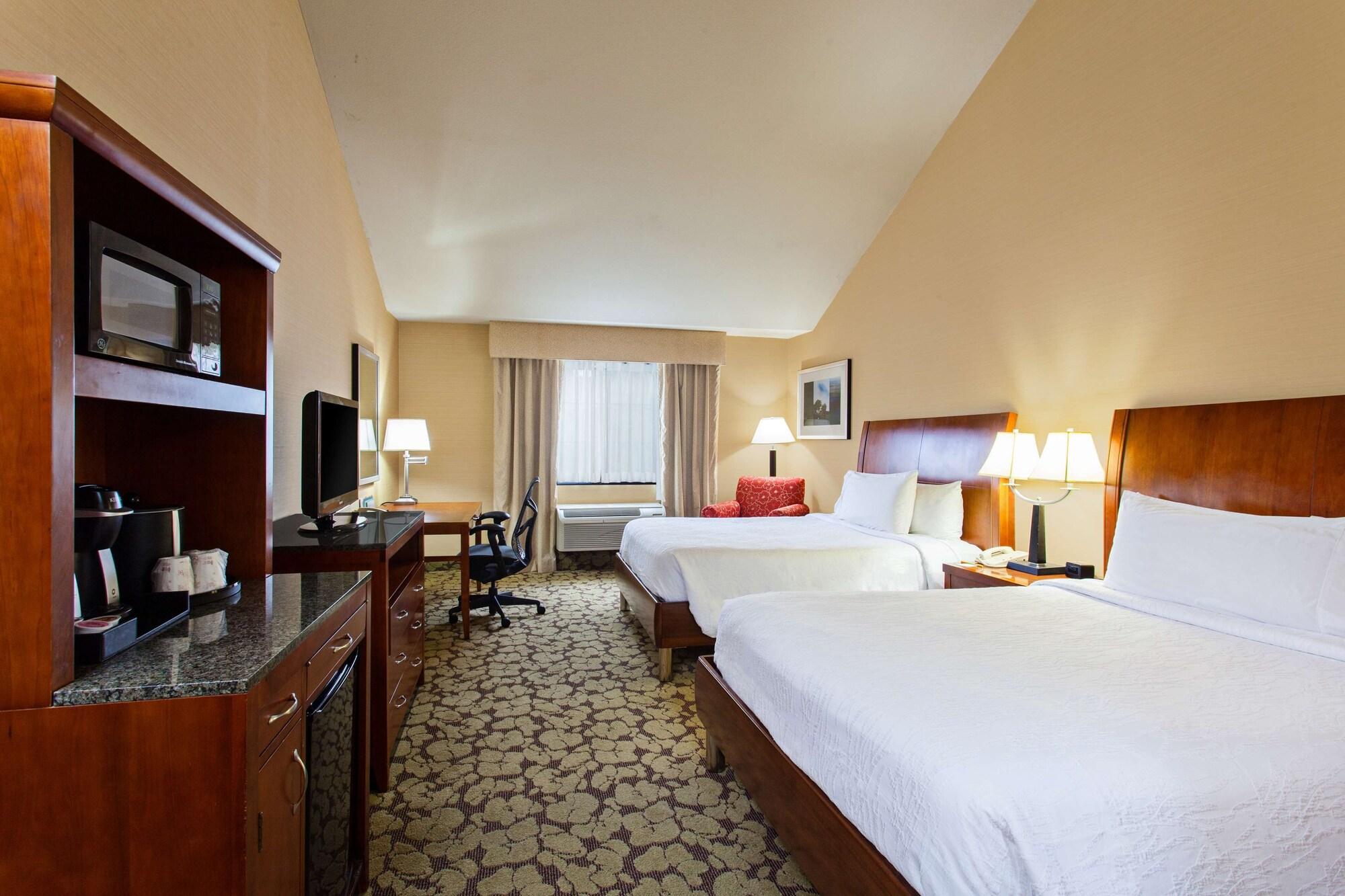 Hilton Garden Six Flags Hotel Valencia
