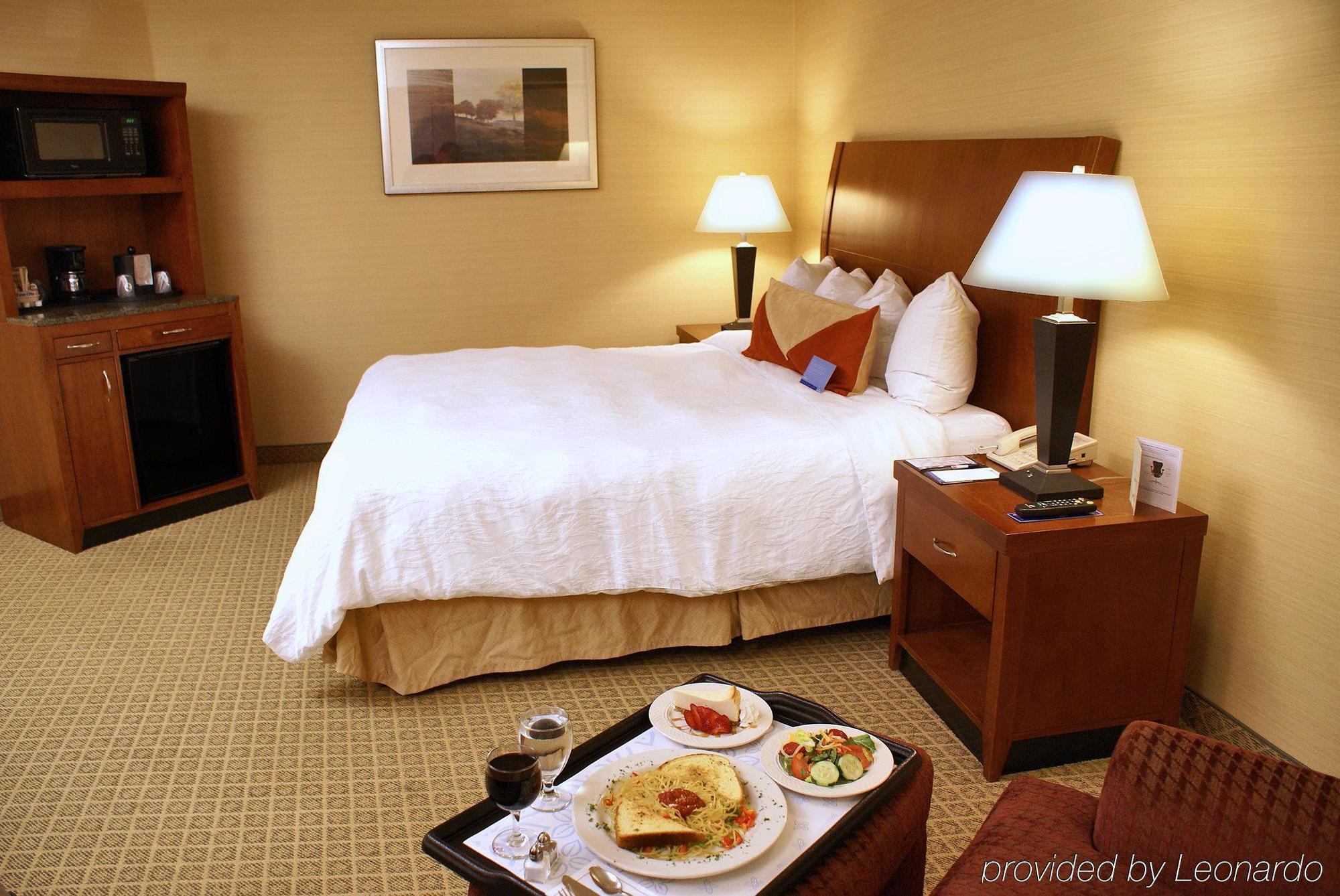 Hotel Hilton Garden Six Flags 3*